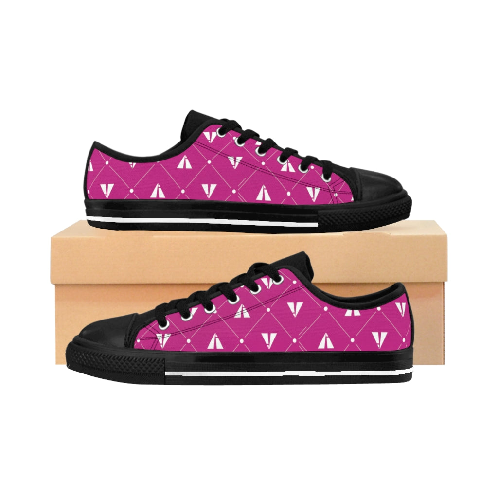 Decorum™ Sneakers by Infinit: Sizzle